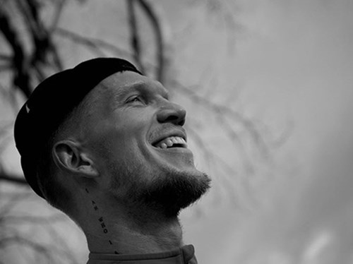 Simon Makienok - Red Barnet ambassadør