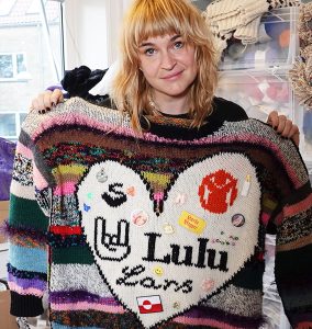 LaerkeBagger med deltidhjerte sweater