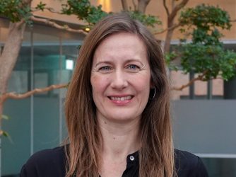 Portrætfoto af presseansvarlig Gitte Bank de Thurah